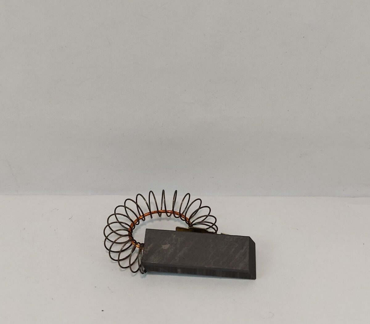 Juego de carbones para motor Ariston / Longvie / Drean Gold - Imagen 1