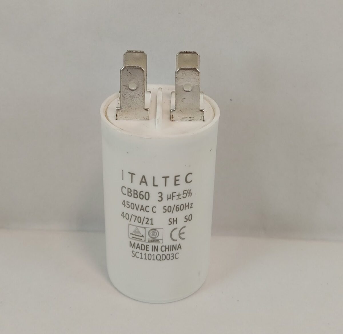 CAPACITOR 3µF - 400V - Imagen 1