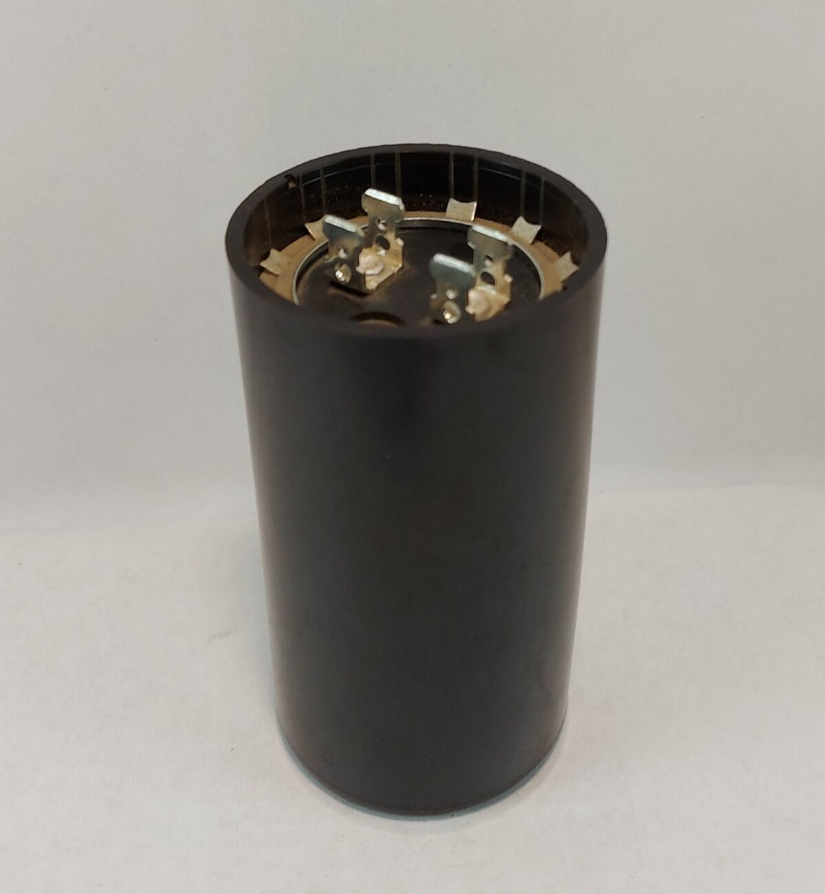 Capacitor de arranque 80-100 µF 330 v - Imagen 2