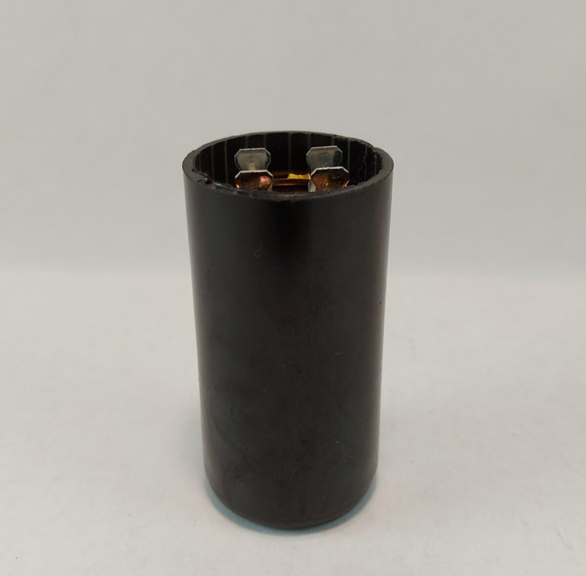 Capacitor de arranque 190-210µF 110V - Imagen 4