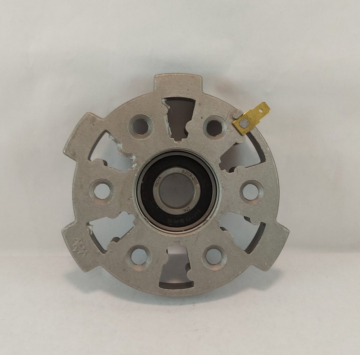 Porta rodamiento Whirlpool 872 AWT 4083/8023/8025 - Imagen 1