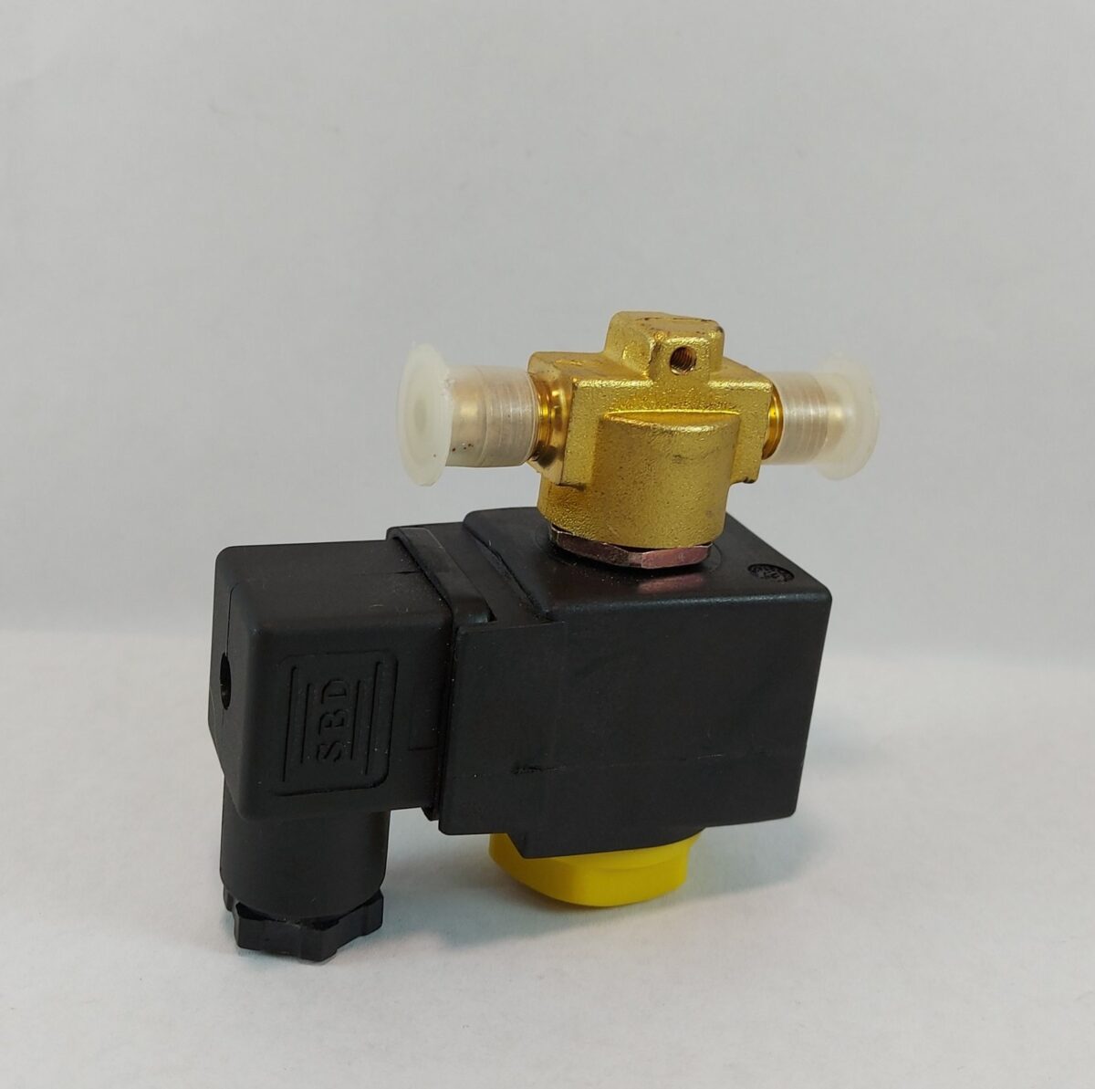 VALVULA SOLENOIDE 1/4" FLARE - Imagen 2