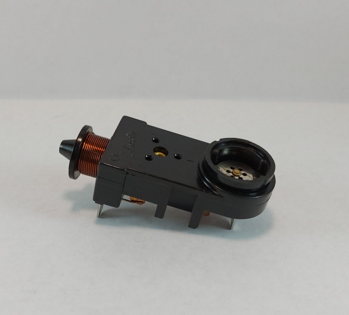 Relay con proyector termico 1/5 HP (PW7,5A) - Imagen 3