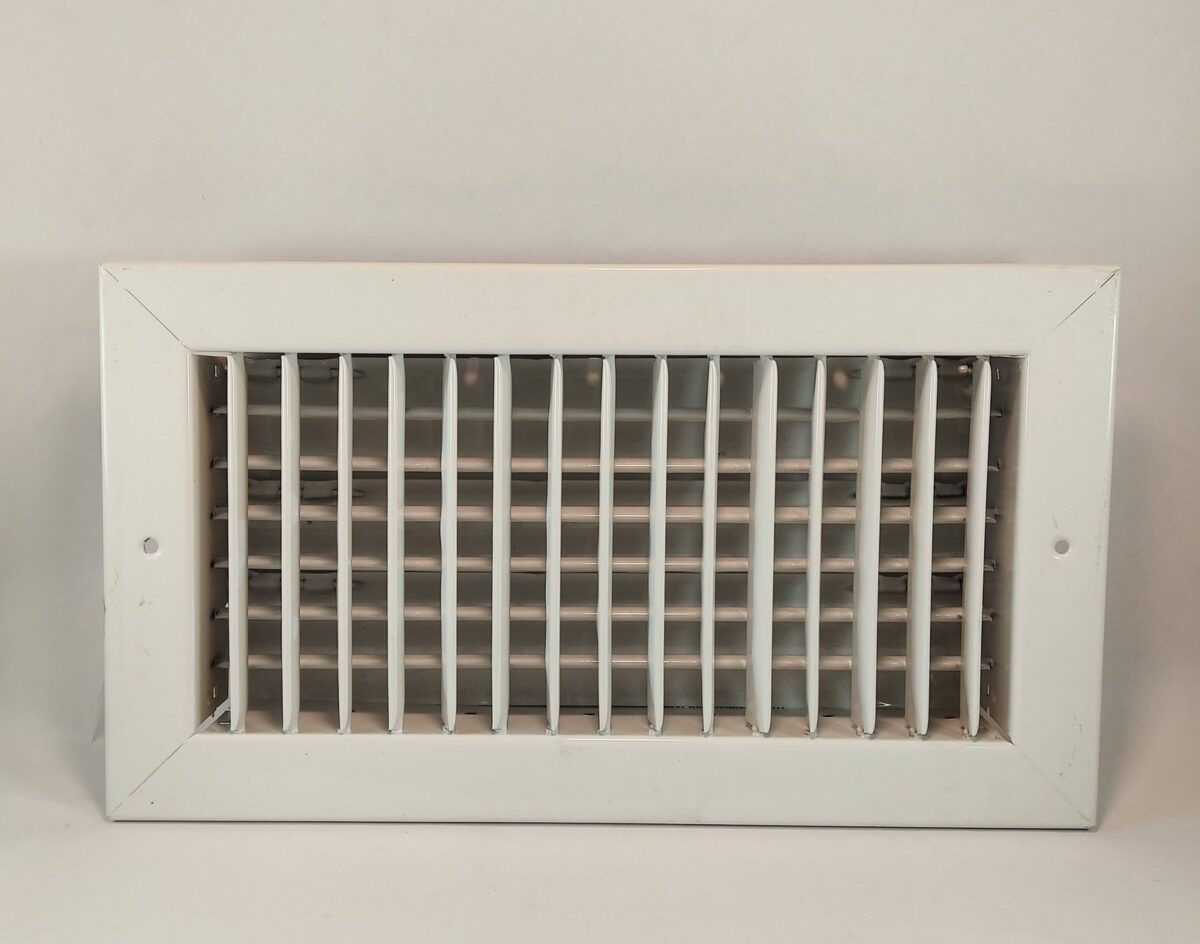 Rejilla rectangular ventilación 30cm x 15cm - Imagen 1