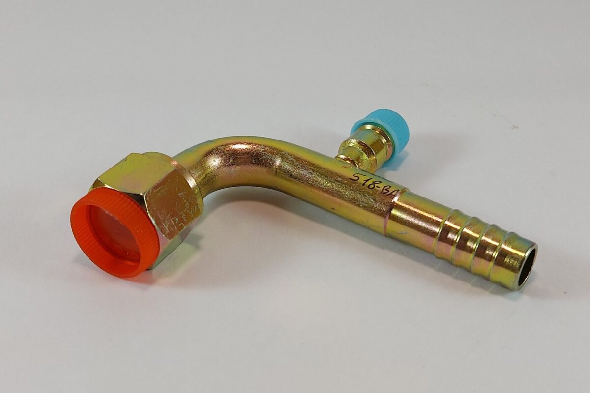 CONEXION CHO’ CON VALVULA R134  1/2" - Imagen 1
