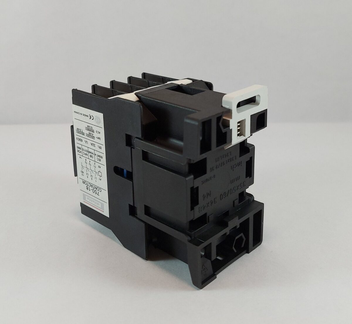 Contactor Diletta 18A 220 Volt - Imagen 3