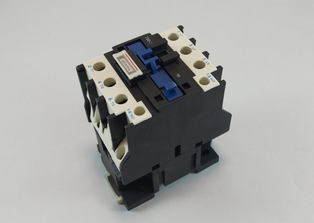 Contactor Diletta 32A 220 Volt - Imagen 2