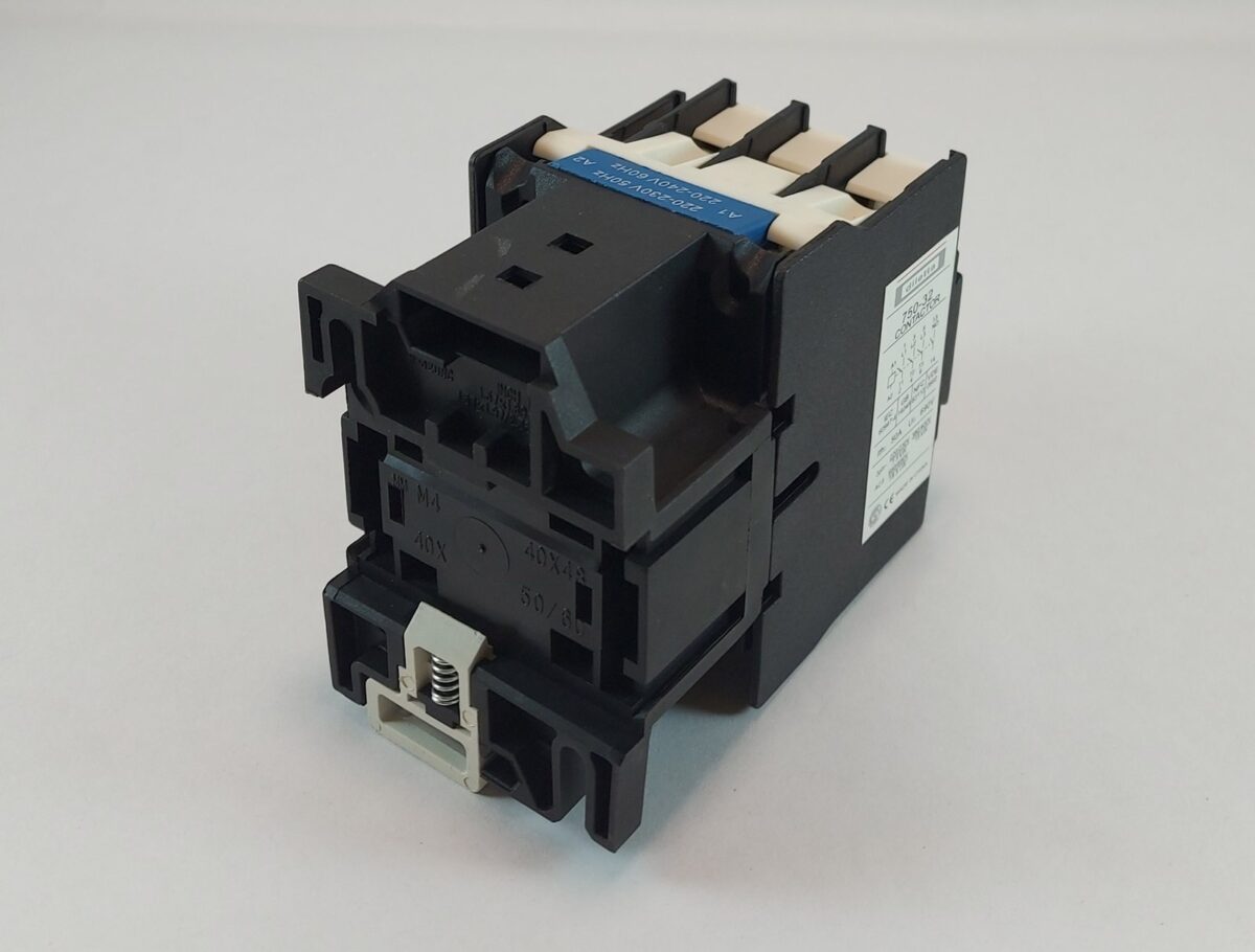Contactor Diletta 32A 220 Volt - Imagen 3