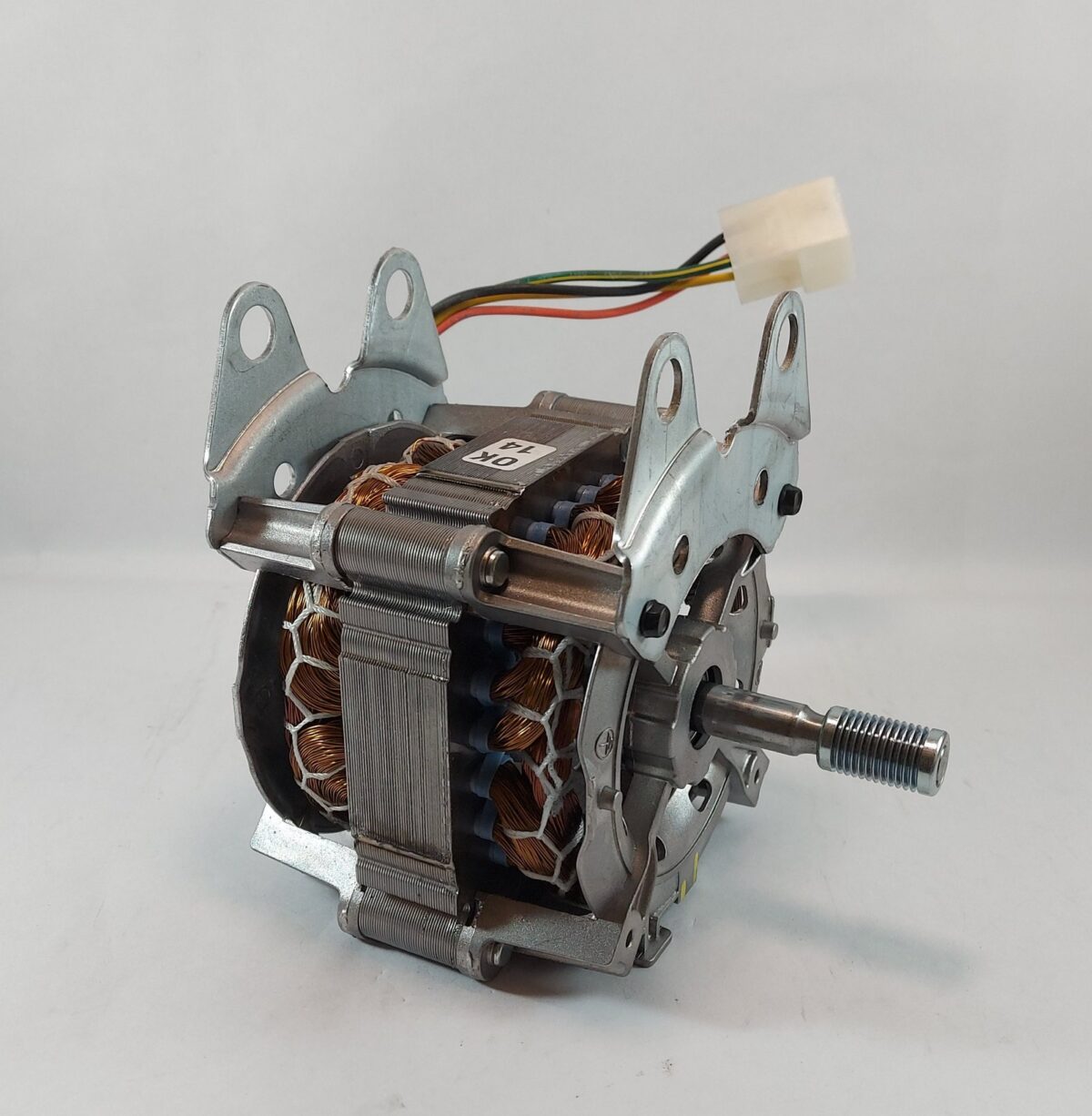 Motor inducción Weg L3110 220/50 1/6HP Family 086A / 056S / 056B Capacitor 8MF - Imagen 2