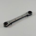 Llave Criquet 3/16" A 3/8"