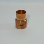 Unión reducción de cobre de 1 5/8" a 1 3/8" para soldar