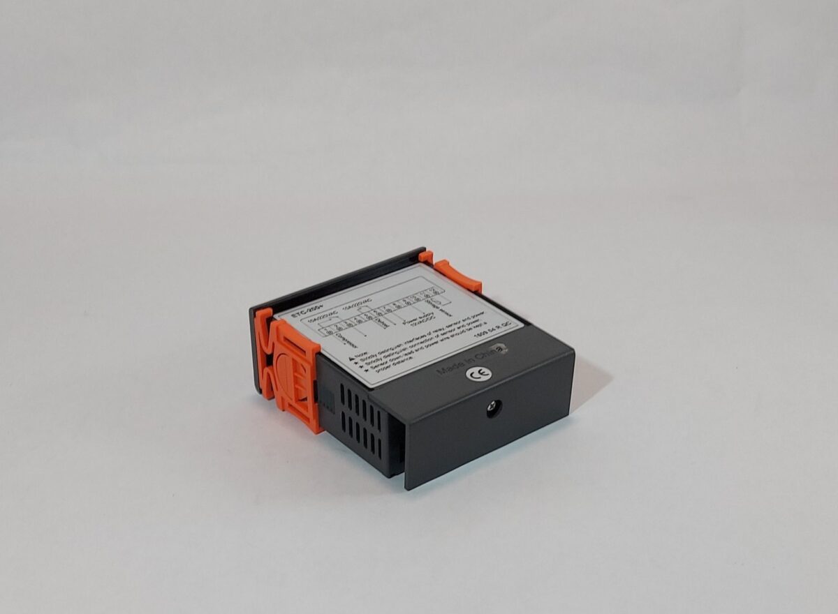 Controlador de Temperatura BlueStar ETC200+ 12V -10A- Temporizador de descongelamiento - 1 Sonda - Imagen 3