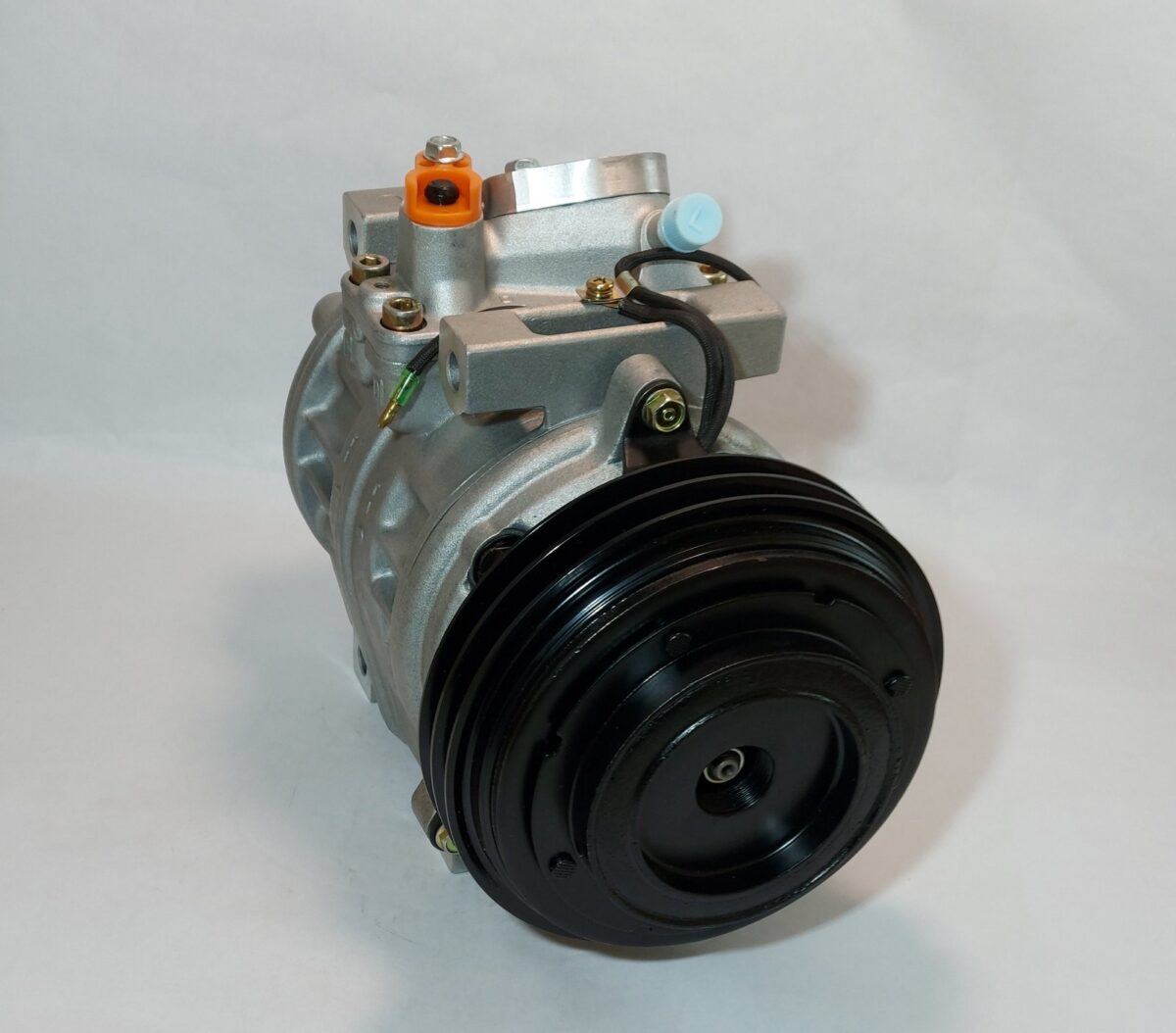 COMPRESOR TOYOTA COASTER -10P-30C- - Imagen 1