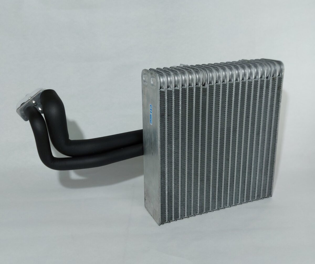 Panel Evaporador Chevrolet Corsa II 235 x 214 x 60 mm - Imagen 2