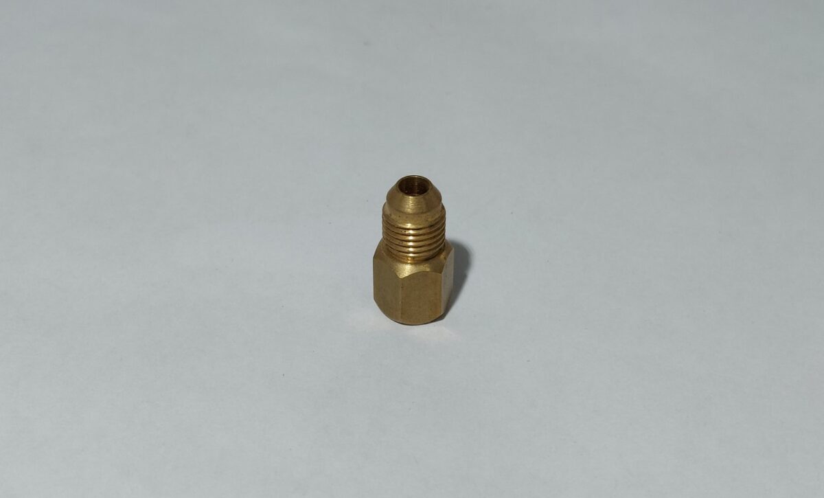 Acople reducción bronce 1/4" FM x 1/8" GH - Imagen 1