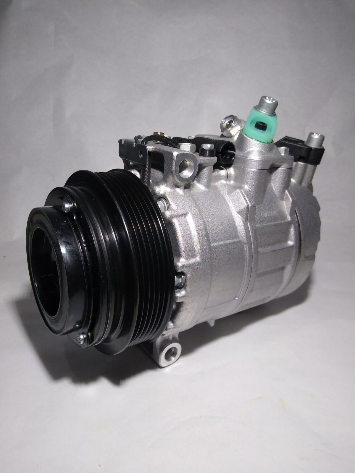 Compresor Mercedes Benz Sprinter C180/C280 Polea 6PK RSS - Imagen 1