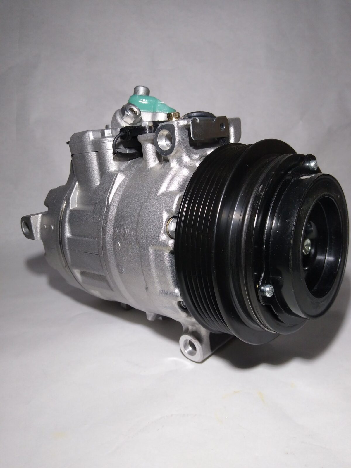 Compresor Mercedes Benz Sprinter C180/C280 Polea 6PK RSS - Imagen 2