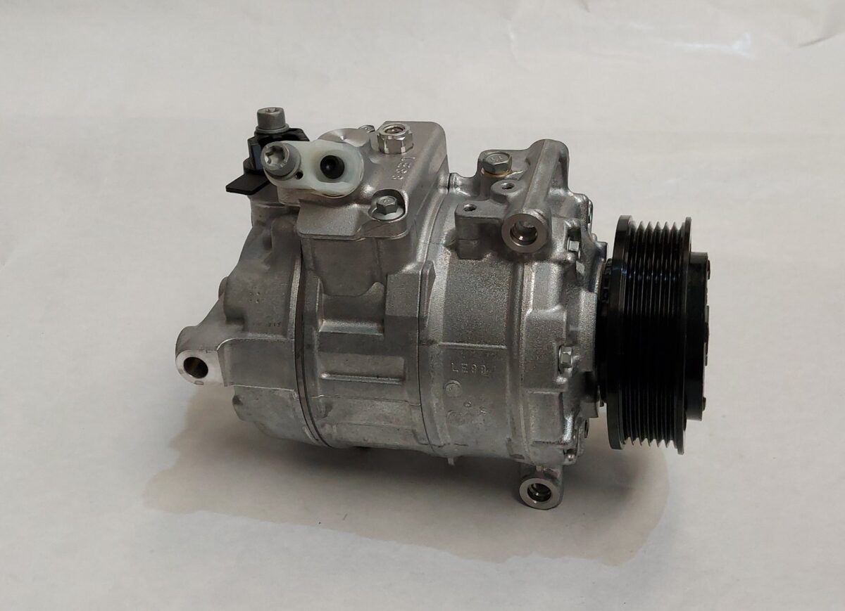 Compresor VW Amarok Denso7SEU17C  6PK Original - Imagen 2