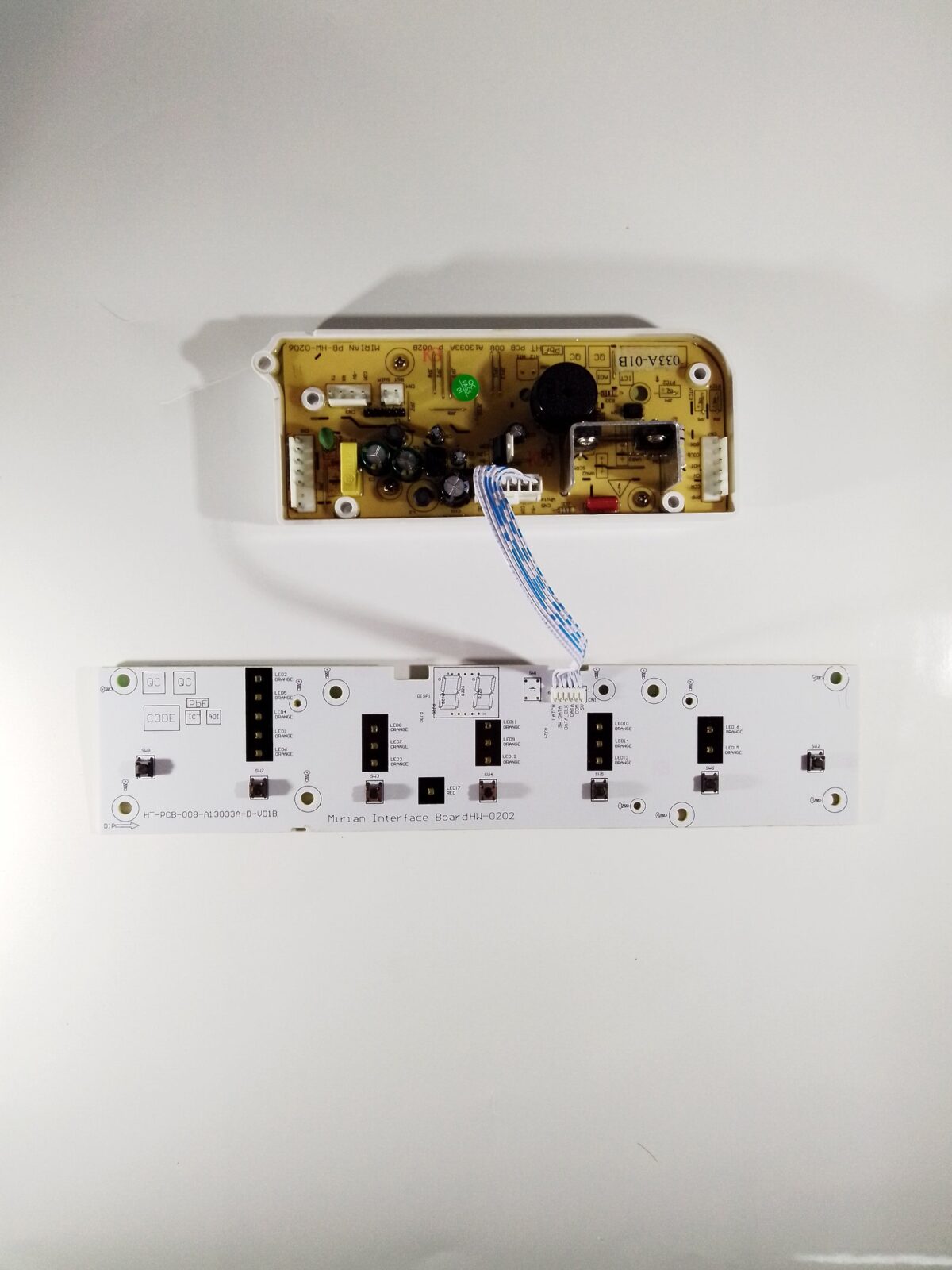 Placa alternativa fuzzy wash sin visor - Imagen 2