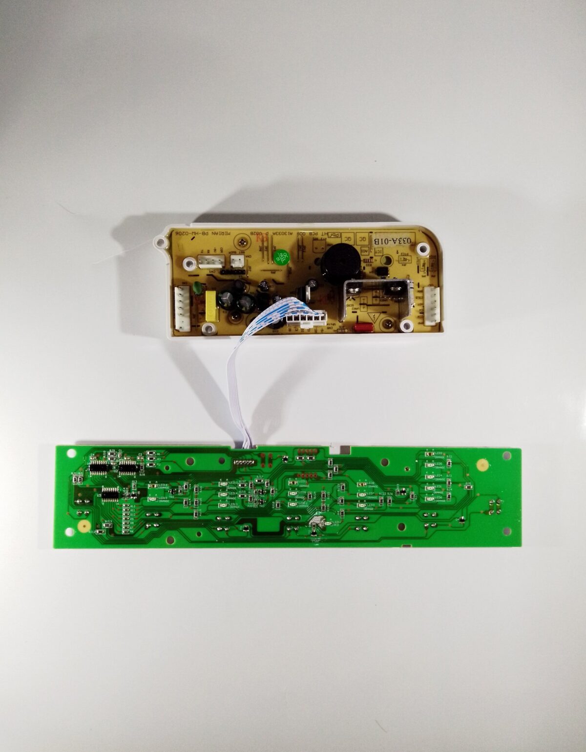 Placa alternativa fuzzy wash sin visor - Imagen 3