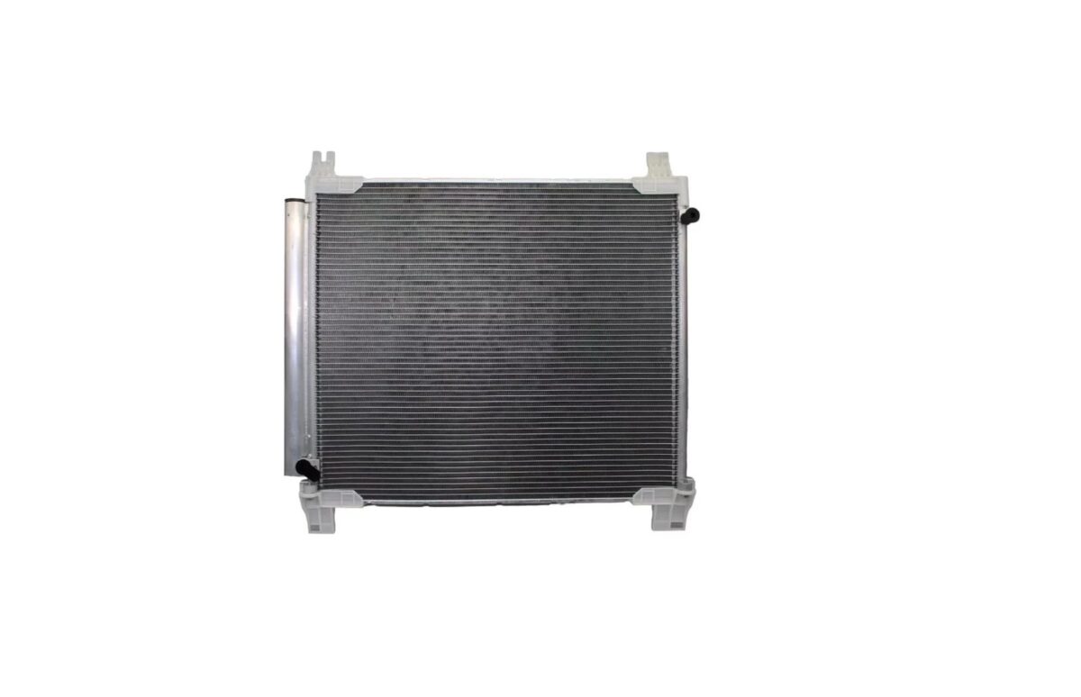 Condensador Denso Original Toyota Hilux SW4 2.4 2.8 2016 - Imagen 1