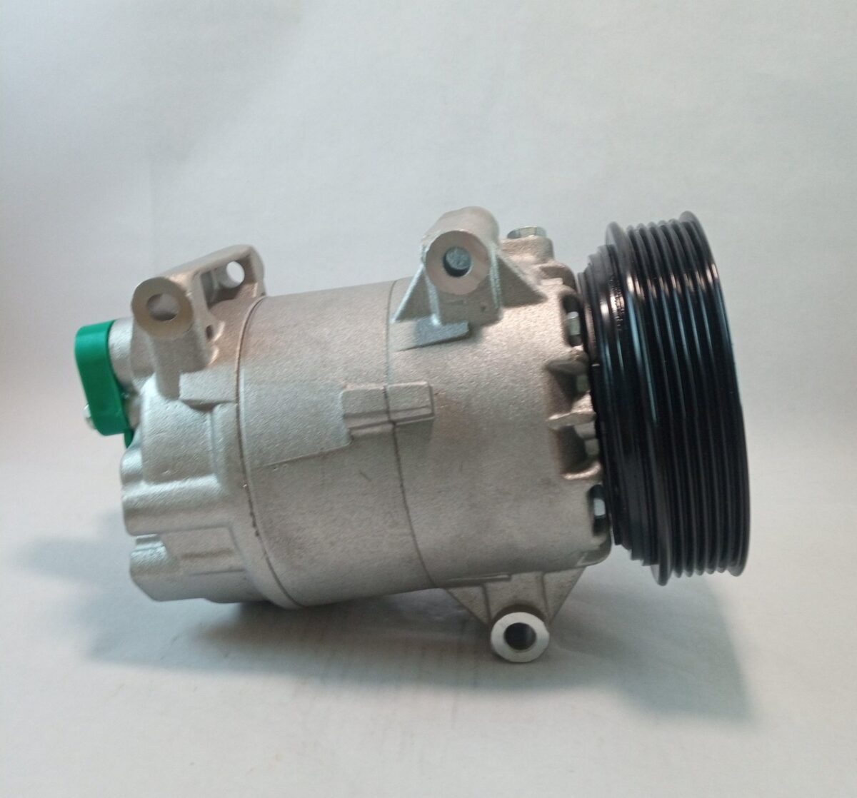 Compresor Renault Megane II Delphi CVC 6PK 12v - Imagen 3