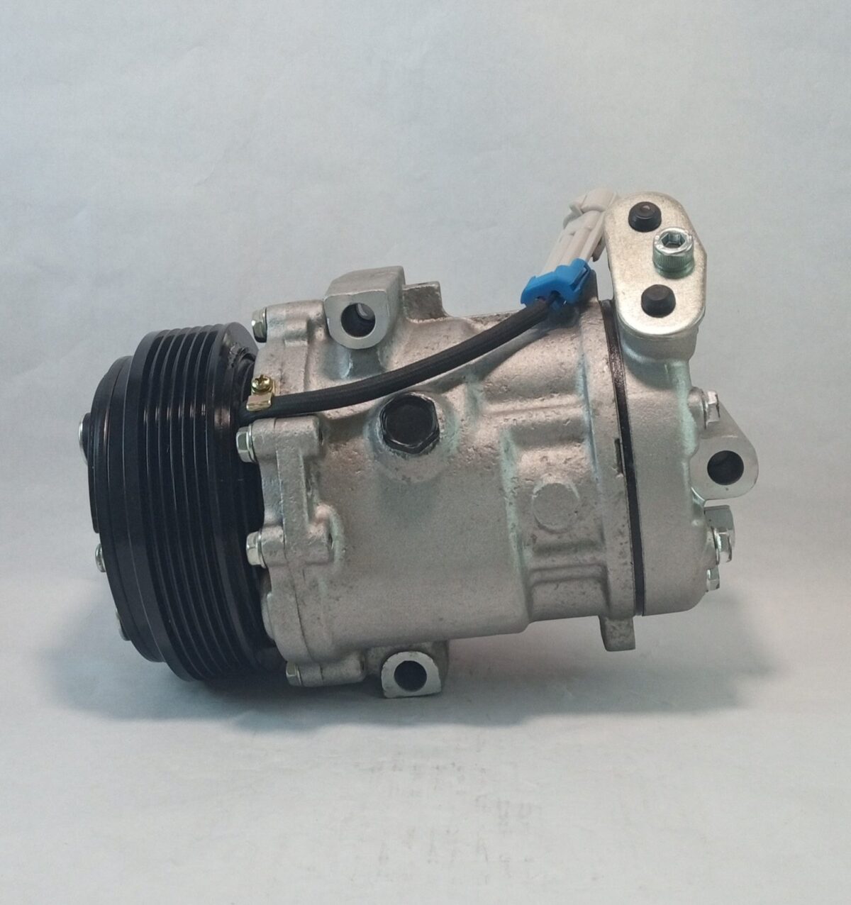 Compresor Chevrolet Corsa/Astra/Meriva SD 6V12 1440 6PK 12v - Imagen 2