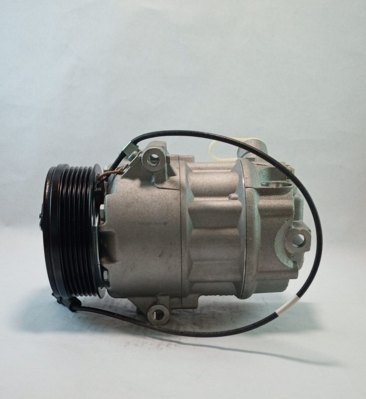 Compresor Mahle ACP208 - Imagen 2