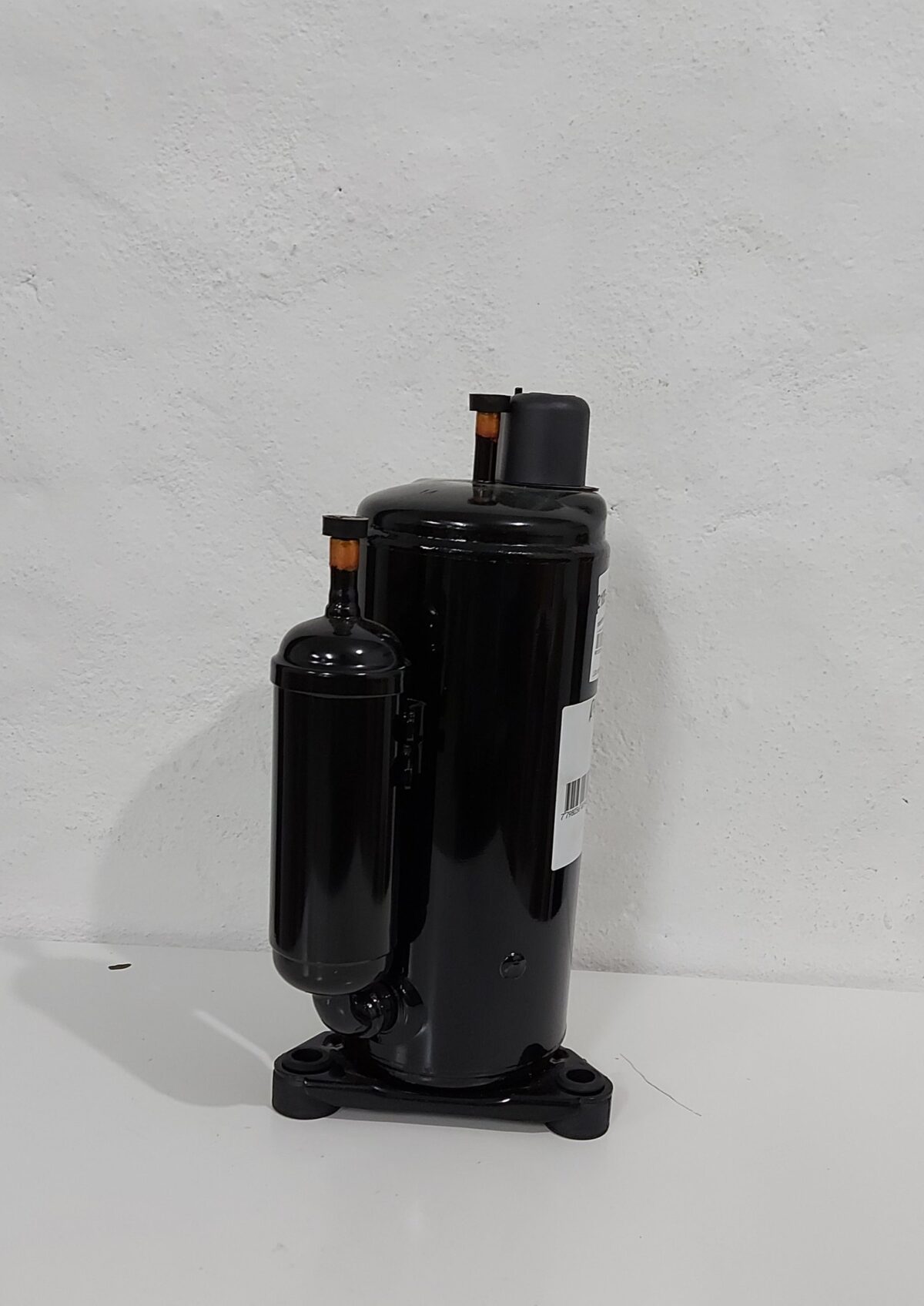Compresor Rotativo AA 3000 Frigorias para Gas R-22 - Imagen 4