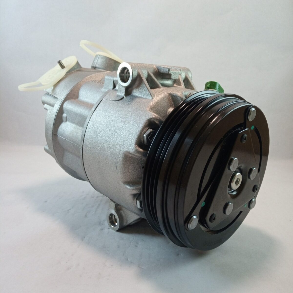 Compresor Mahle ACP 216 - VW 3PK - Imagen 2