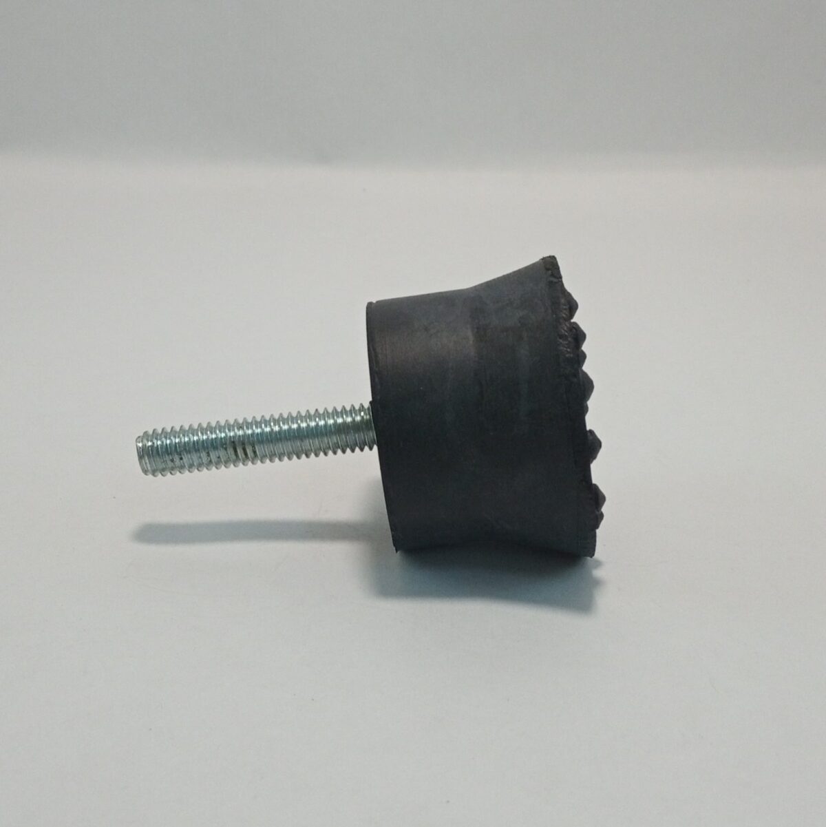 Juego soporte tornillo con arandela y tuerca x 4 unidades - Imagen 2