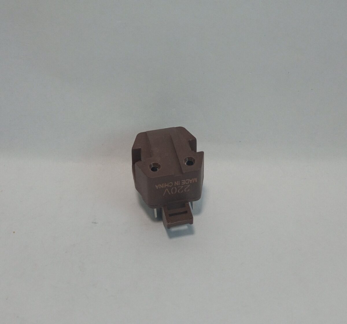 Relay IC-4 / 4 pines 220V/50HZ - Imagen 1