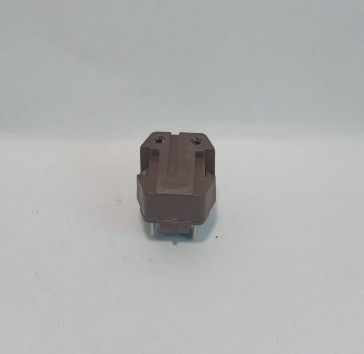 Relay IC-4 / 4 pines 220V/50HZ - Imagen 3