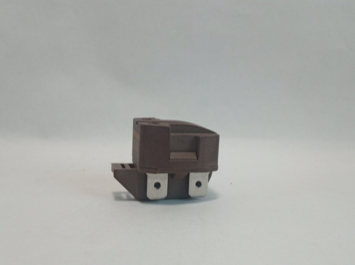 Relay IC-4 / 4 pines 220V/50HZ - Imagen 6