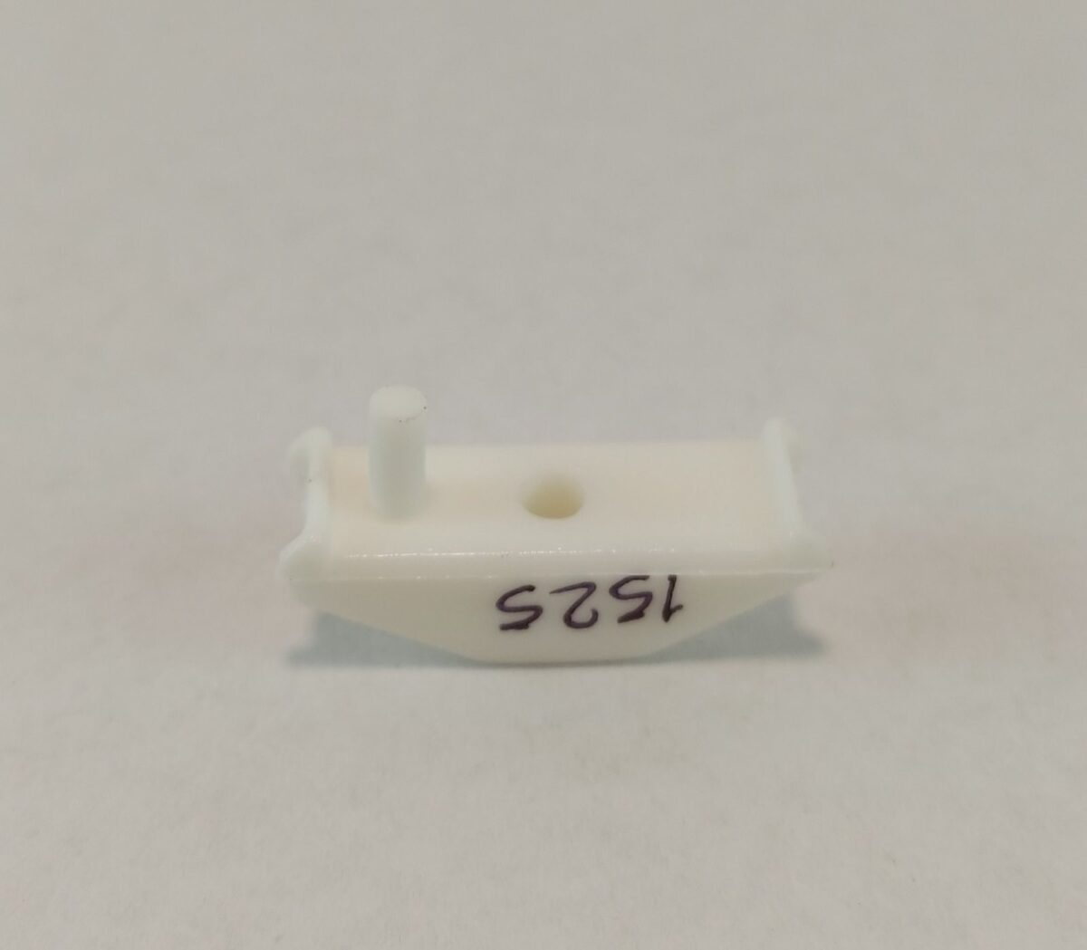 Inserto plástico para soporte motor KOH-I-NOOR - Imagen 4