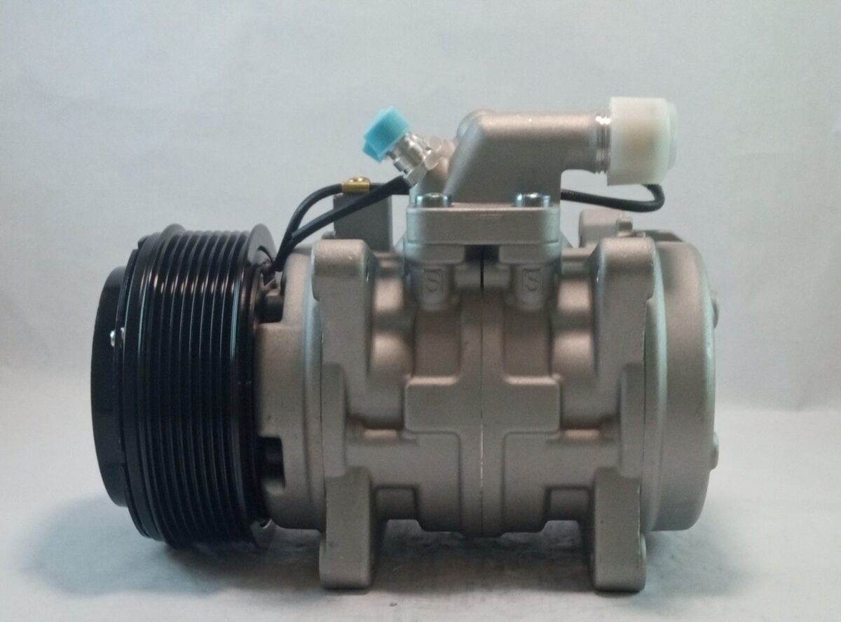 Compresor Universal Denso ND 10P 15 8PK 24v - Imagen 1