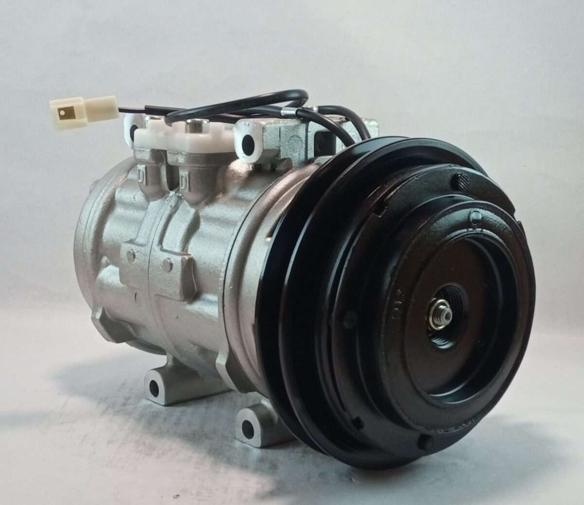 Compresor Denso ND 10P 15C 1A 12v - Imagen 4