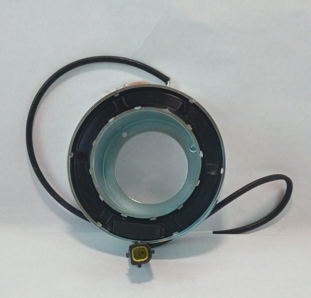 Bobina y conector montado Mahle VW 92x60x26 mm - Imagen 3