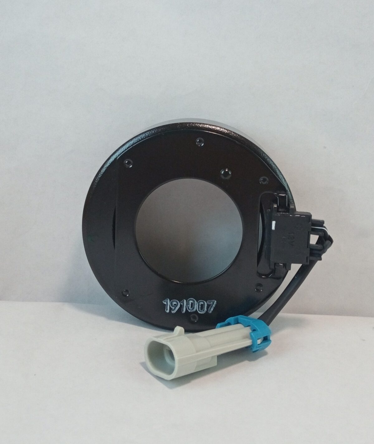 Bobina y conector montado Mahle Fiat CVC 12V 91x61x24 mm - Imagen 1