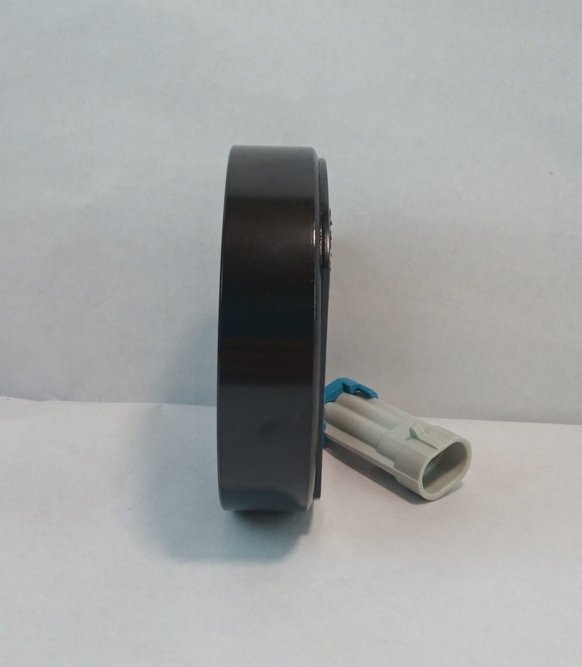 Bobina y conector montado Mahle Fiat CVC 12V 91x61x24 mm - Imagen 2