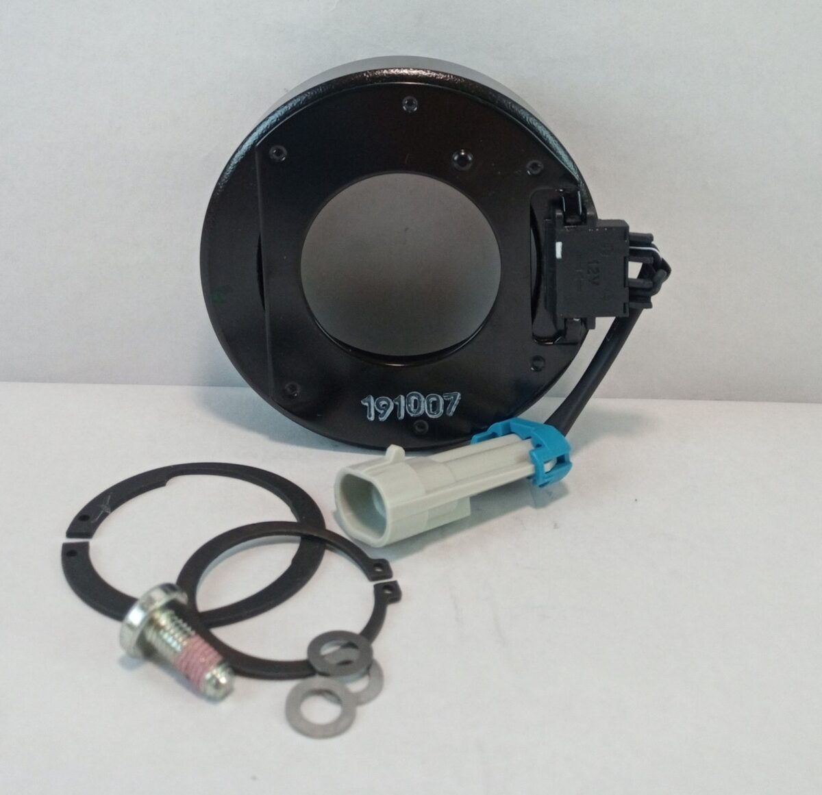 Bobina y conector montado Mahle Fiat CVC 12V 91x61x24 mm - Imagen 4