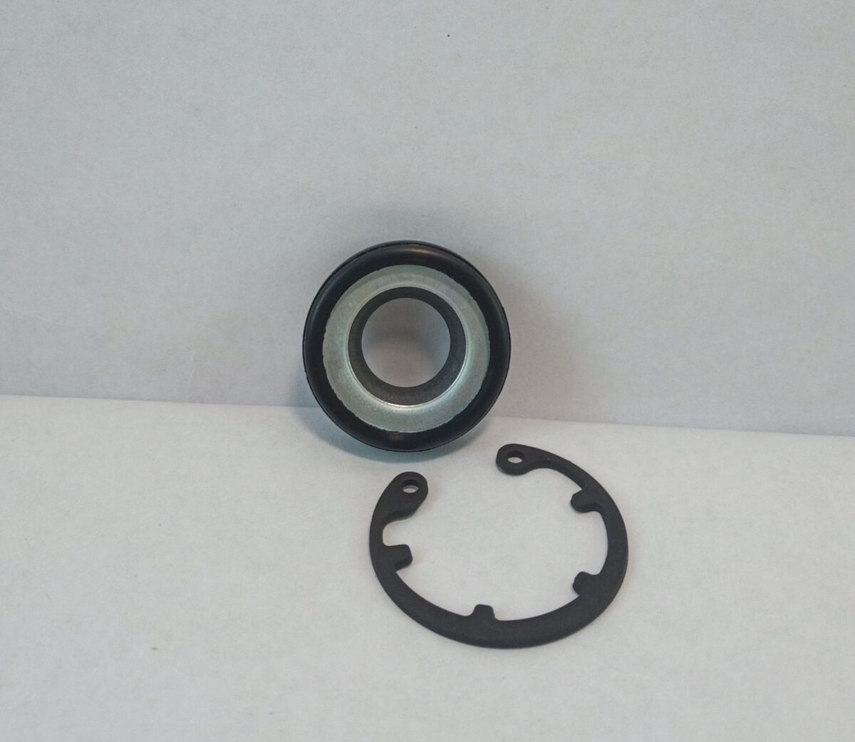 Retén sello compresor MAHLE - 27x11x8mm - Imagen 1