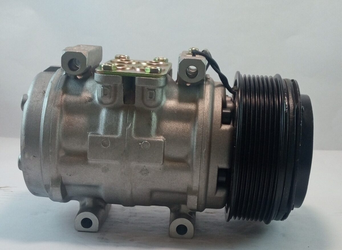 Compresor ND 10P 15C 8PK 12v - Imagen 2
