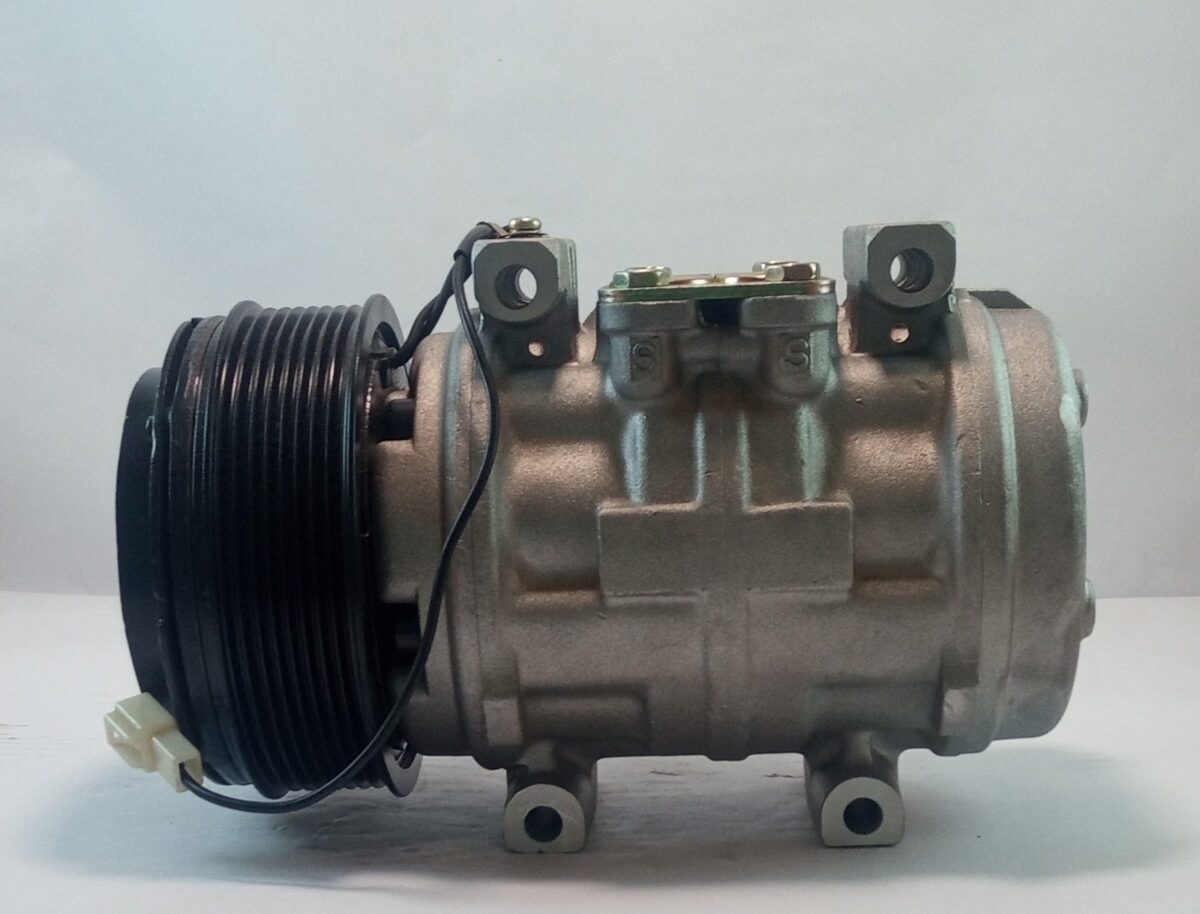 Compresor ND 10P 15C 8PK 12v - Imagen 3