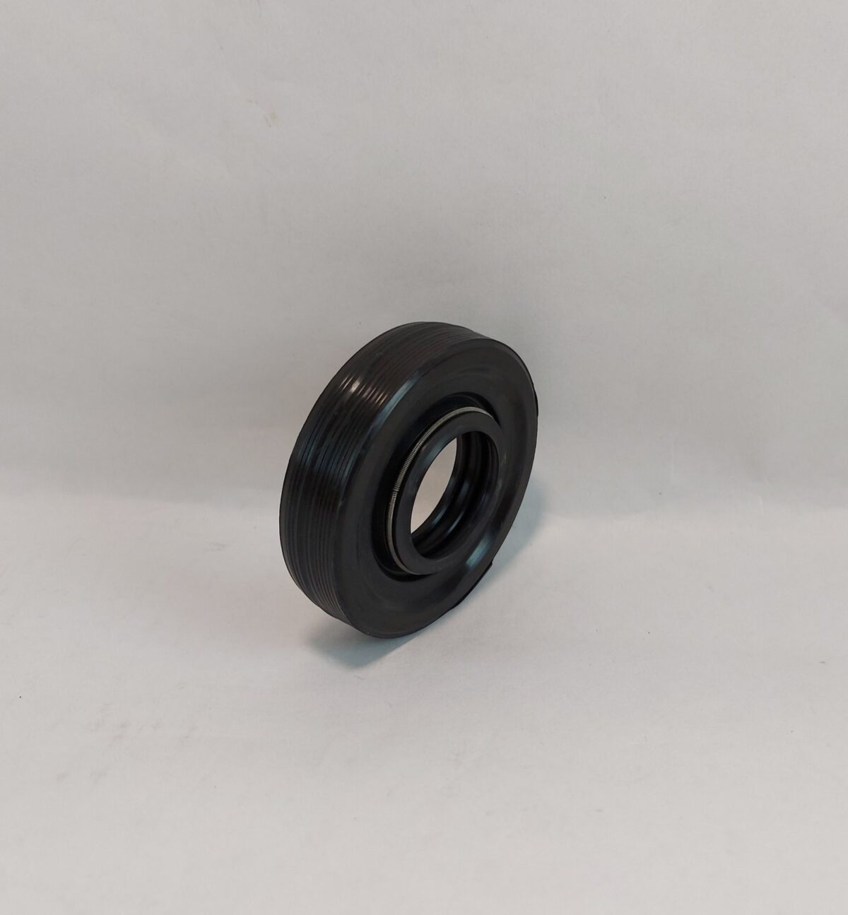 Reten Whirlpool GA / tripe labio AWR600 - 30x63x17/19 - Imagen 2